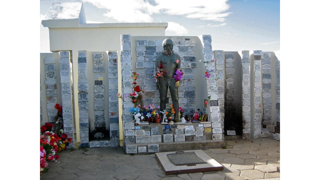 Punta Arenas:Monument à l'Indien Inconnu