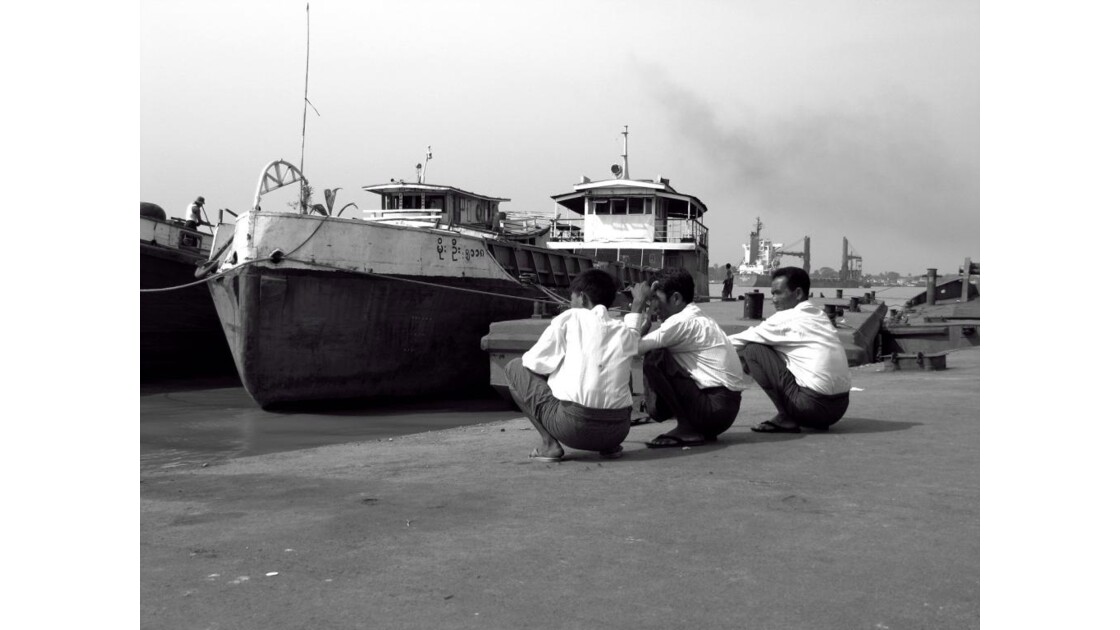 Yangon - Dans le port