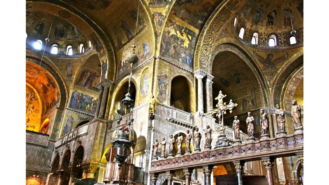02-85 Basilique Saint Marc  (l'intérieu