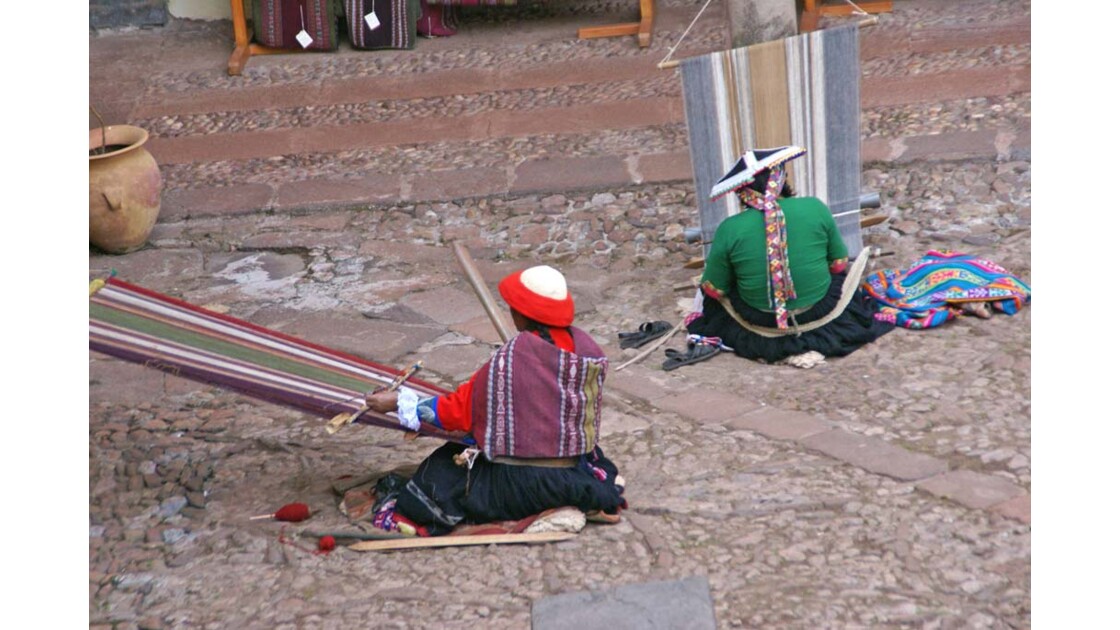 Cuzco, tisseuse