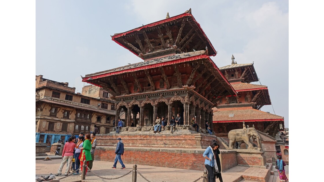 Népal Patan Durbar Square Temple de Vishwanath 1