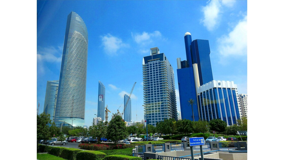 Abu Dhabi Capitale Des Emirats Arabes Unis Capitale Geo Fr