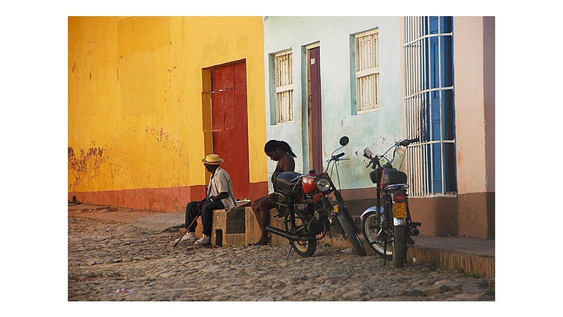 scnéne de rue Trinad Cuba 