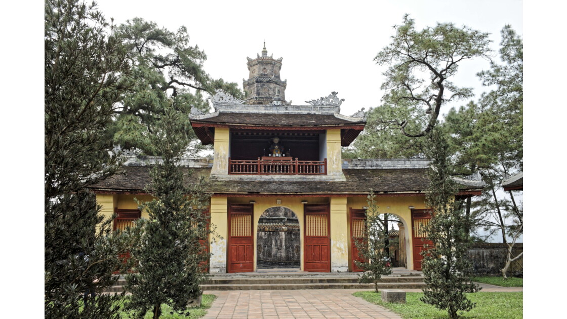 Hué La Pagode Thien Mu, La pagode de la Dame céleste... Geo.fr