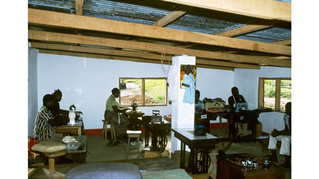 Congo 70 Kellé les couturières 