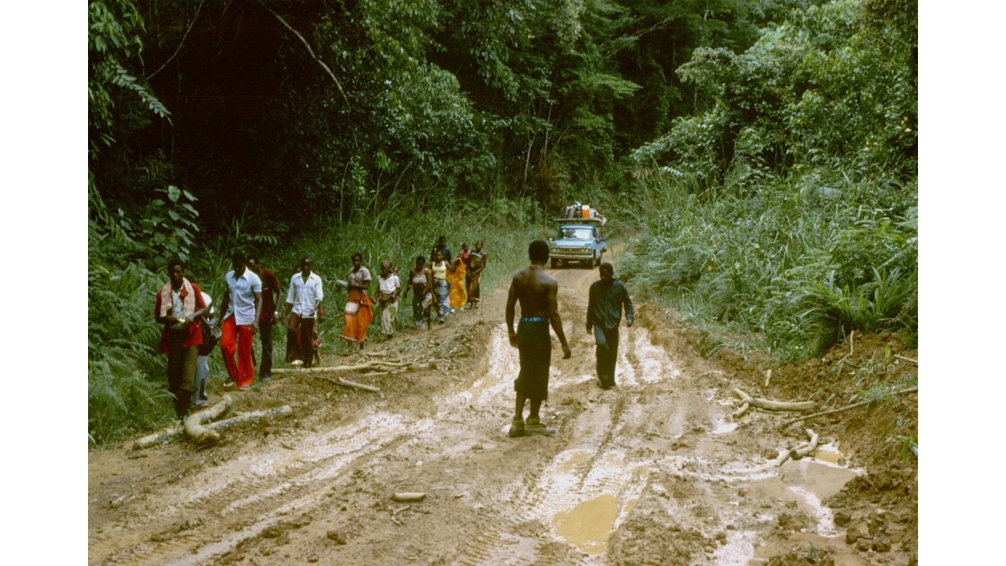 Congo 70 Zanaga - Sibiti A travers la Ndoumou 5