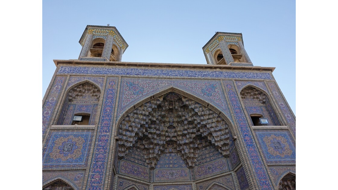 Iran Shiraz la mosquée Nasir-ol-Molk Iwan Sud 1