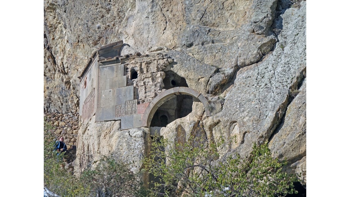 Arménie Guéghard Chapelle rupestre de Lousavoritch