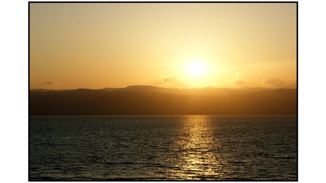 Coucher de soleil sur le Mer Morte