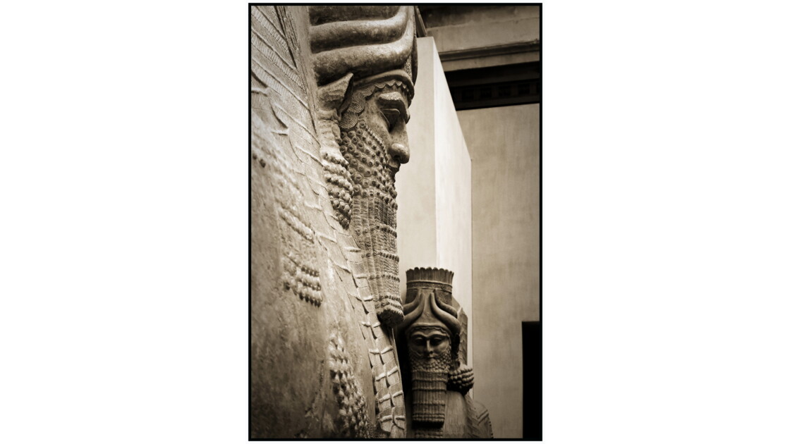 Paris Le Louvre Cour Khorsabad Geo Fr