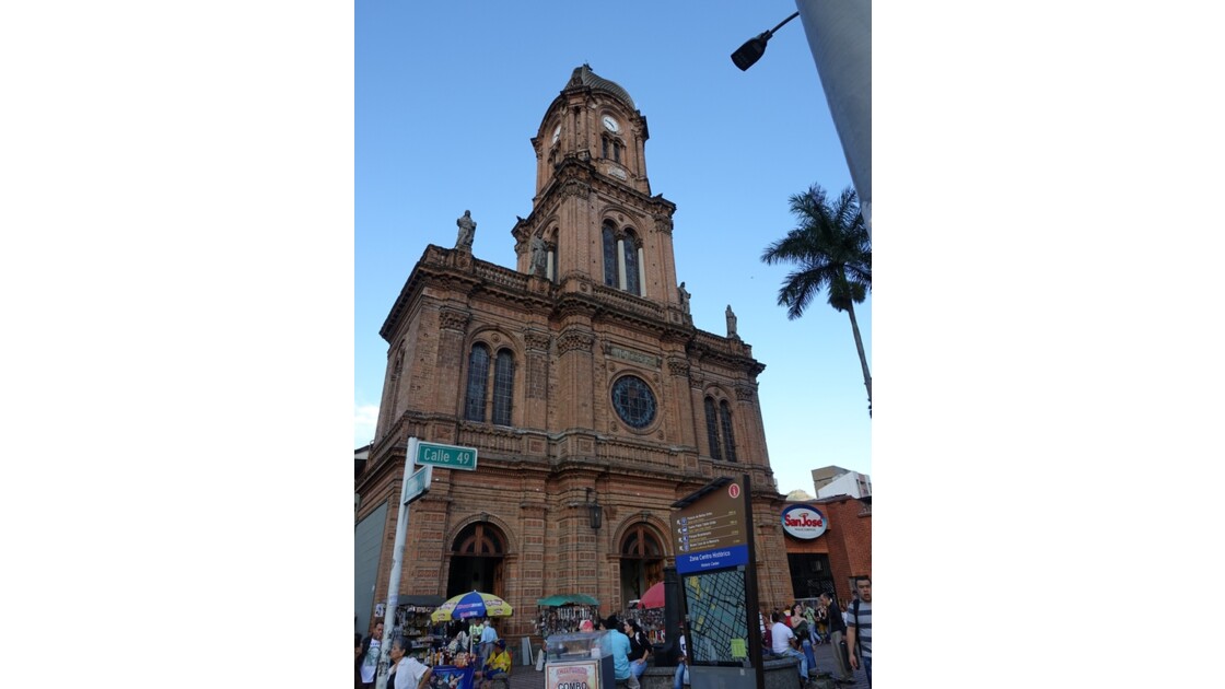 Colombie Medellin Iglesia de San José 3