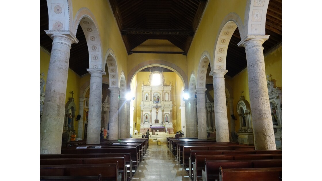 Colombie Cartagena Getsemani Iglesia de la Santisima Trinidad 4