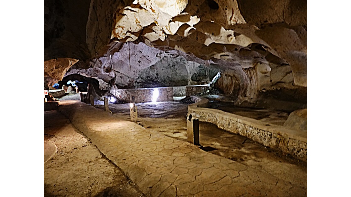 La Jamaïque Green Grottos Caves ancien nigthclub 1
