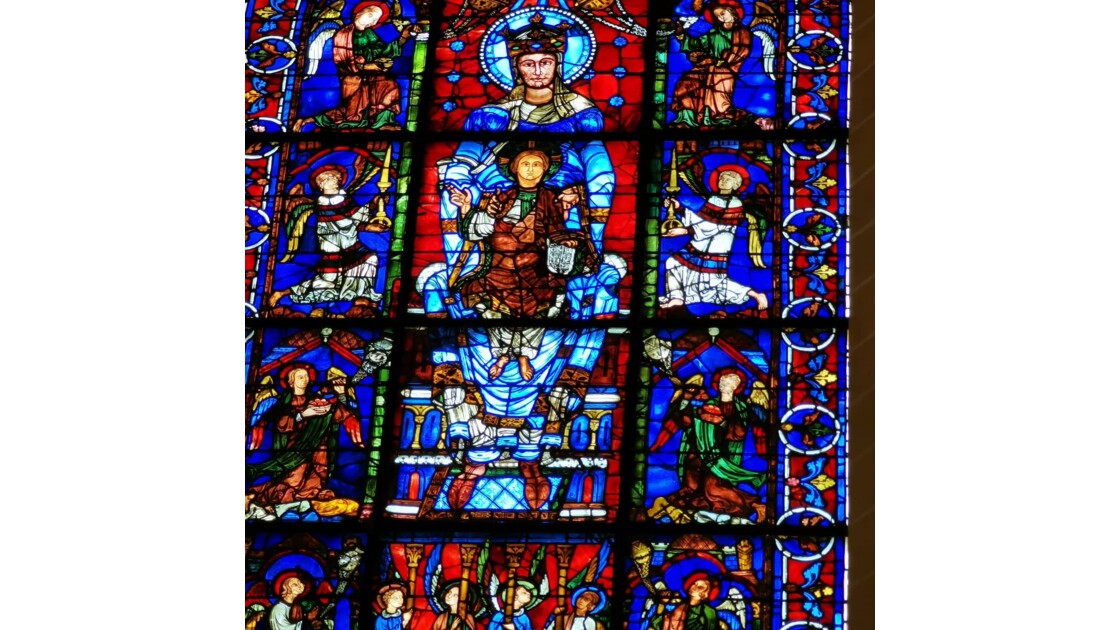 Chartres capitale mondiale du vitrail 
