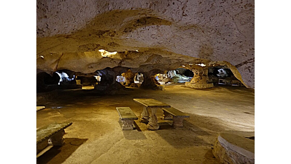 La Jamaïque Green Grottos Caves ancien nigthclub 2