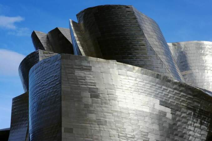 Musée Guggenheim, à Bilbao, en Espagne (photo du GEOnaute Jean-Yves PALFRAY)