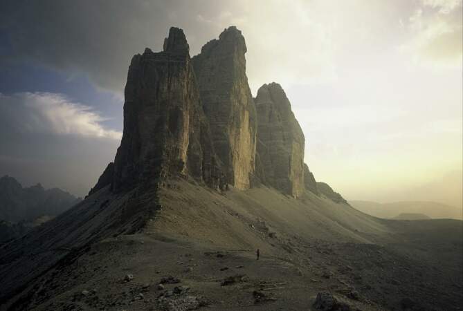 Dans les Dolomites, en Italie, le massif des Tre Cime et ses faces de 500 m gravies dès les années 1920