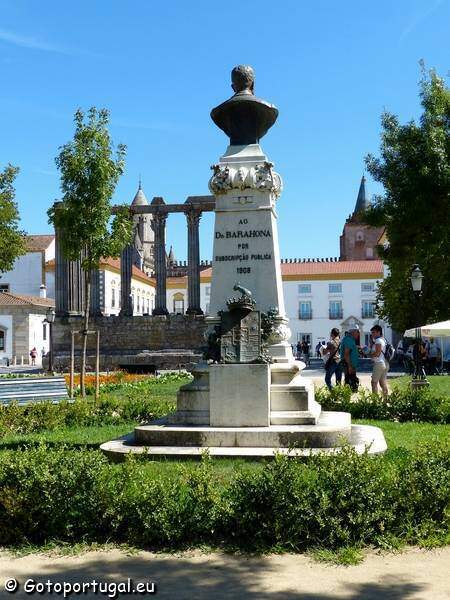 Portugal - Visite d’Évora, la belle capitale de l'Alentejo qui va vous émerveiller