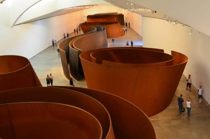 Installation permanente de Richard Serra au musée Guggenheim de Bilbao