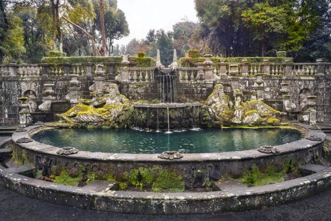 Fontaine des géants, dans la villa Lante, près de Viterbe