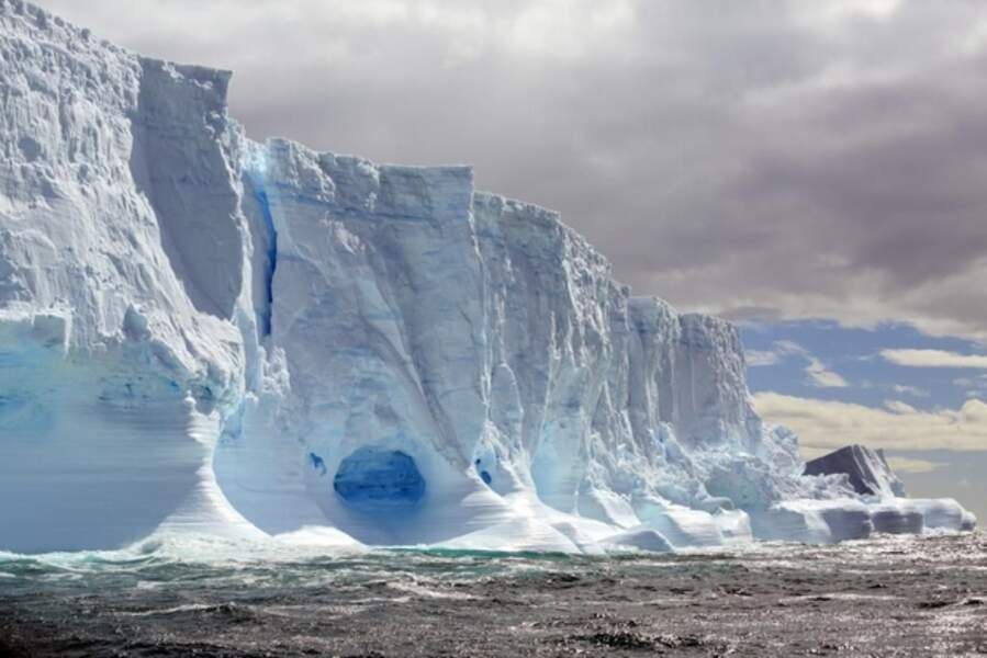 Pôle Sud : En Antarctique, à la découverte des icebergs géants de la Géorgie du Sud