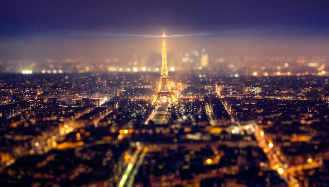 France : la Tour Eiffel à Paris