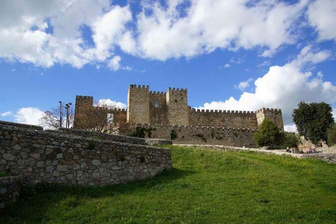 Château de Trujillo, en Espagne : Castral Roc (Casterly Rock), le fief des Lannister