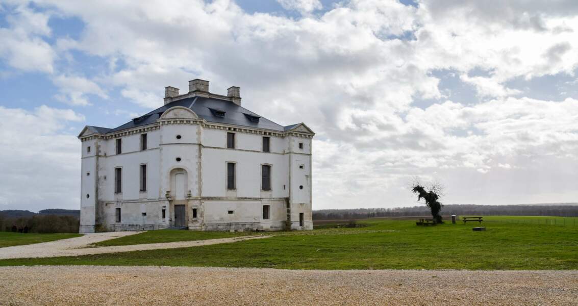 Le château de Maulnes, Yonne (89)