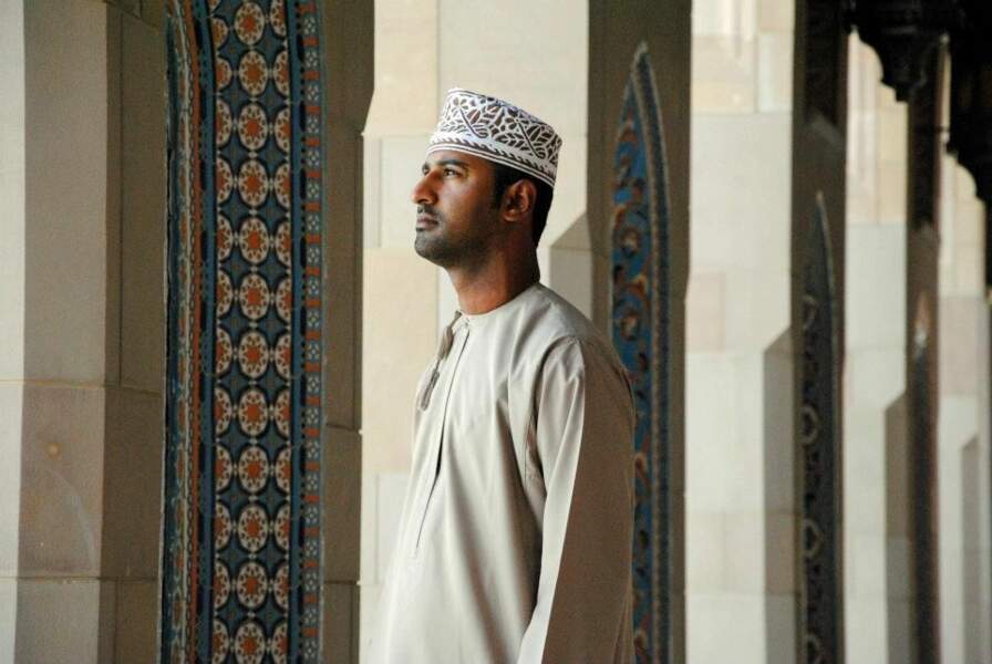 Photo prise dans la grande mosquée de Mascat (Oman) par le GEOnaute : Jessicadepablos
