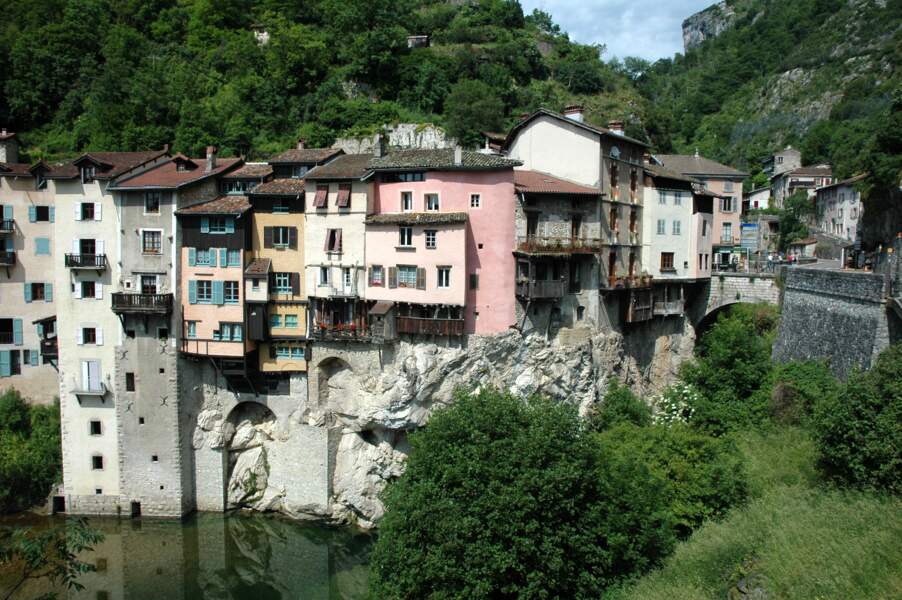 Maisons suspendues de Pont-en-Royans (Isère) 