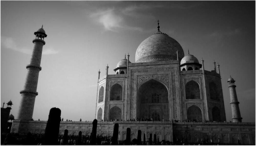 Photo prise au Taj Mahal (Inde) par le GEOnaute : voyaj'heur33000