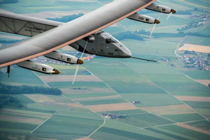 2014 - Premier vol du Solar Impulse 2