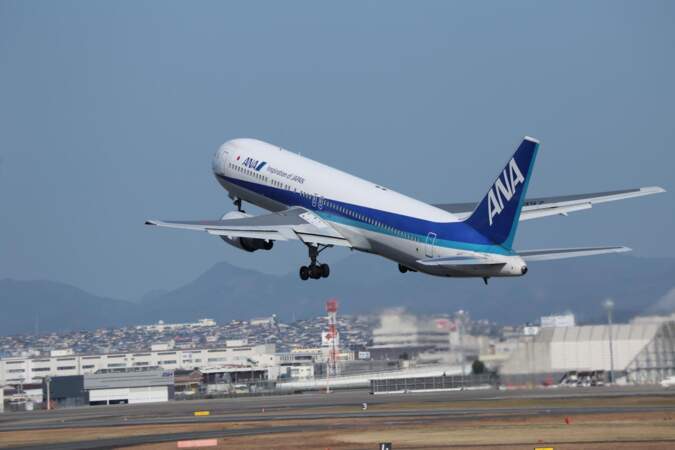 10 - ANA (All Nippon Airways)
