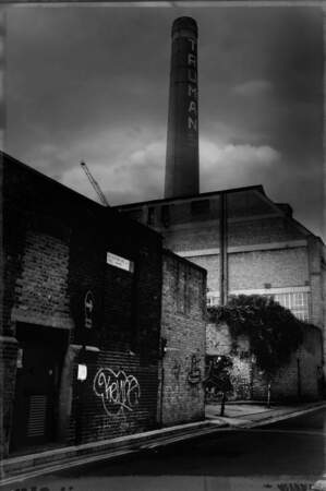 Photo prise devant l'ancienne brasserie Truman, à Londres (Royaume-Uni) par le GEOnaute : agnesmoallem