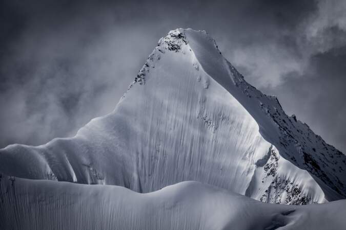 Les plus de 4000 mètres de l'Ober Gabelhorn, Alpes valaisannes, Suisse