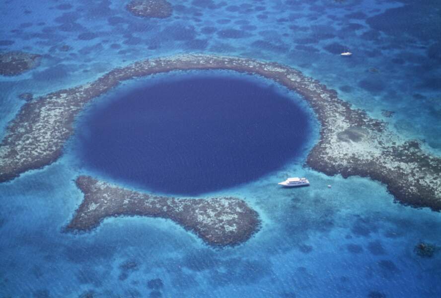 Un grand trou bleu au large du Belize