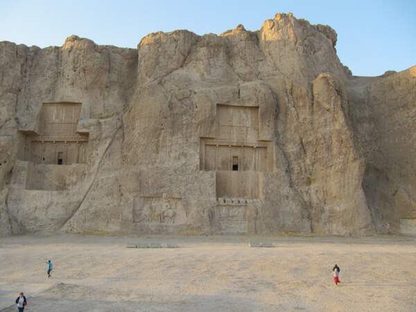Nécropole royale de Naqsh-e-Rostam