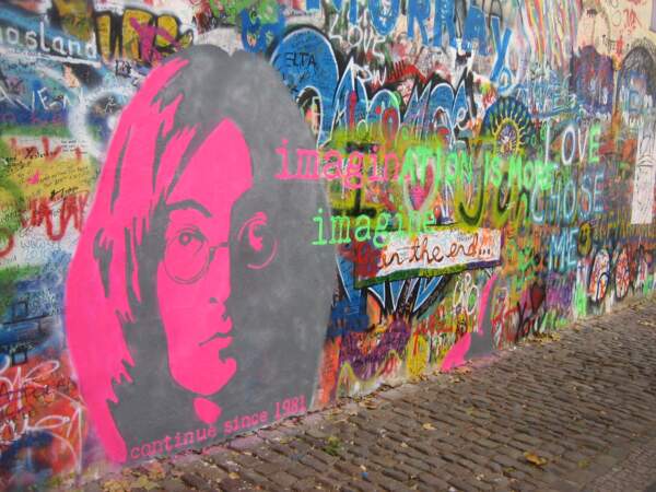 Le mur John Lennon