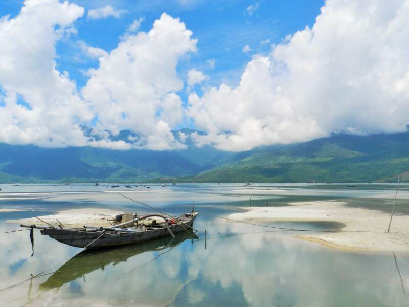 Un miroir pour les nuages, entre Hué et Hôi An par Sarah Galtier / Communauté GEO