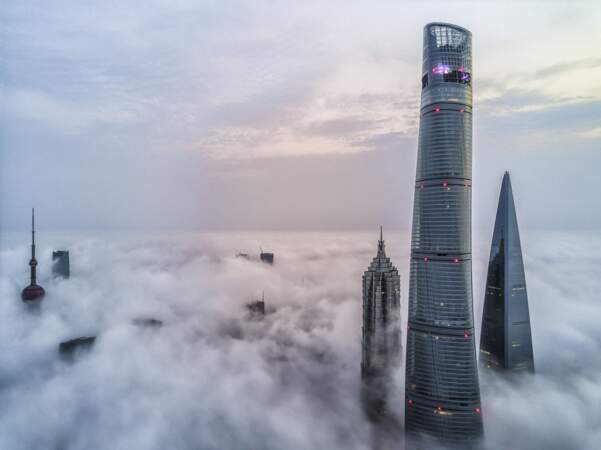 3. La tour Shanghai en Chine avec 632 mètres de hauteur (2015)