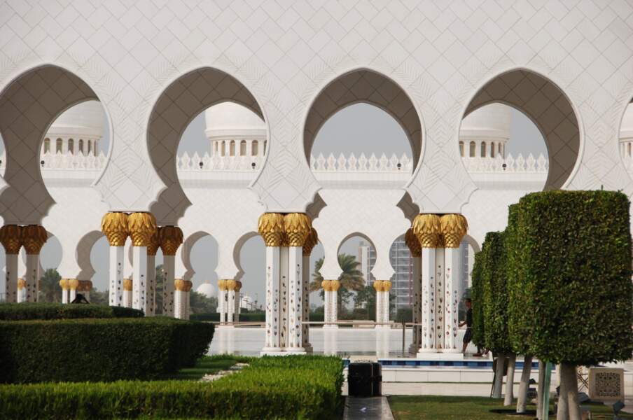 Abu Dhabi - La superbe Grande Mosquée Sheikh Zayed
