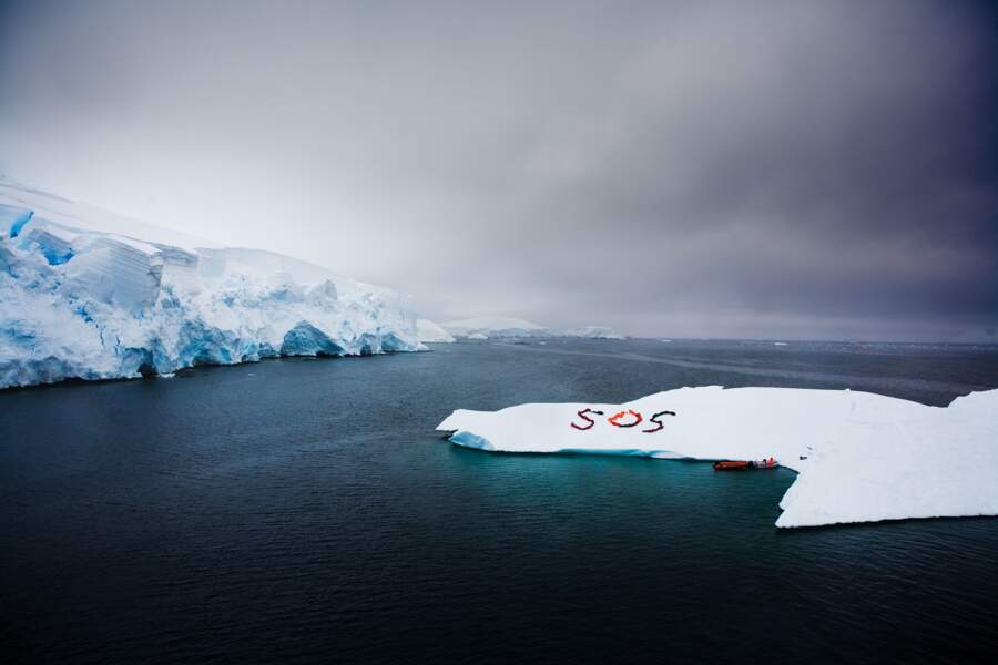 SOS, détroit de Gerlach, Antarctique