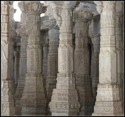 Temple à Ranakpur, en Inde, par le GEOnaute voyaj'heur33000