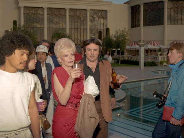Couple devant la piscine du Ceasar Palace, Las Vegas, 1988