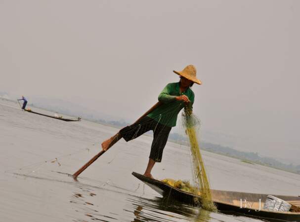 Pêcheur en Birmanie