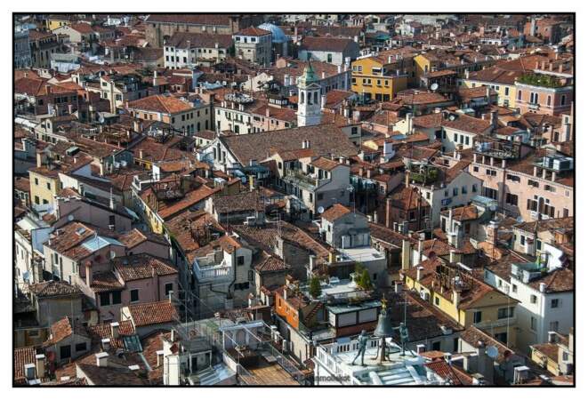 Photo prise à Venise (Italie) par le GEOnaute : divanm