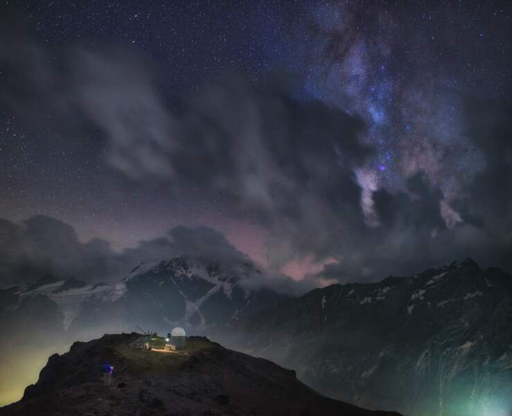 Mont Elbrouz, Russie : magie nocturne sur le toit de l’Europe