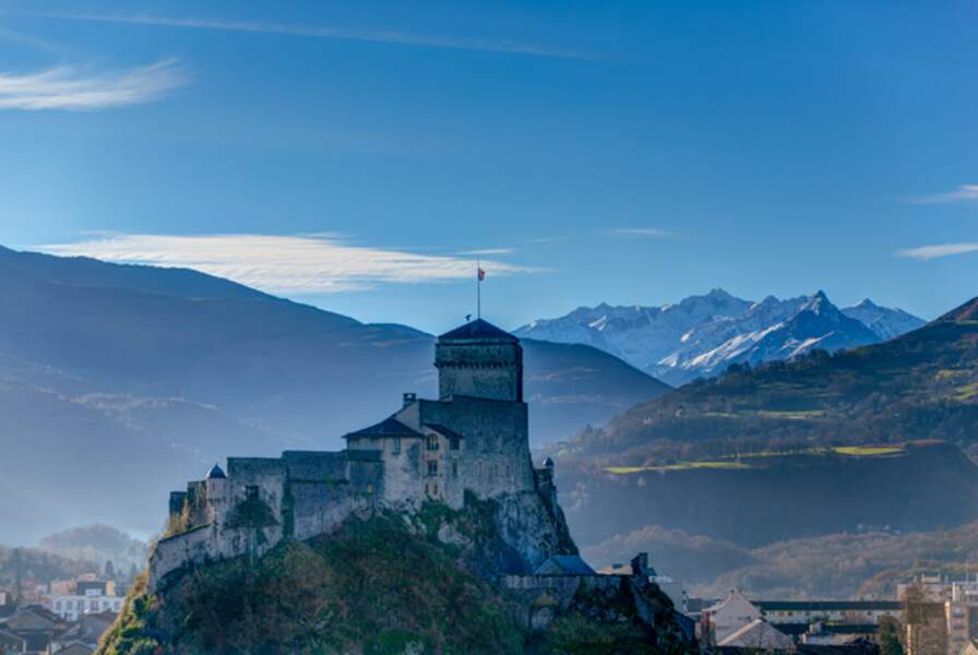 Le château de Lourdes (Midi-Pyrénées) - 2ème prix de l'édition "Châteaux et patrimoine"