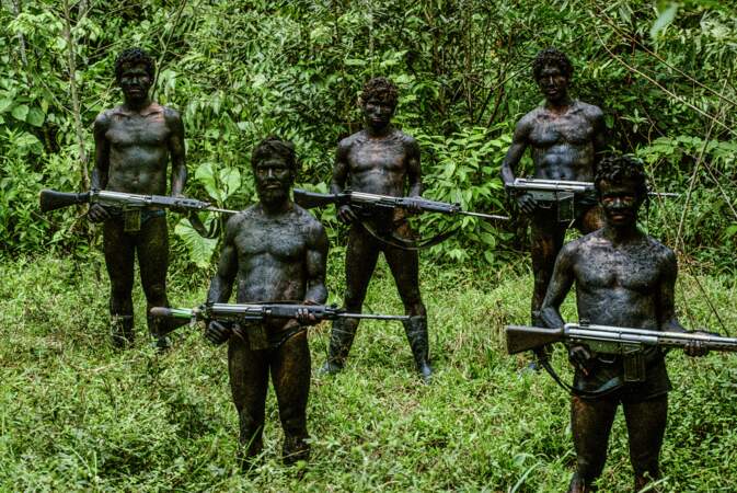 1991, guérilléros colombiens en jungle hostile