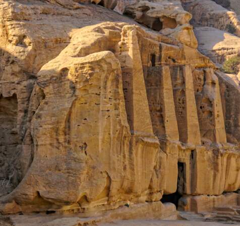 Pétra situé dans le désert sud-ouest jordanien